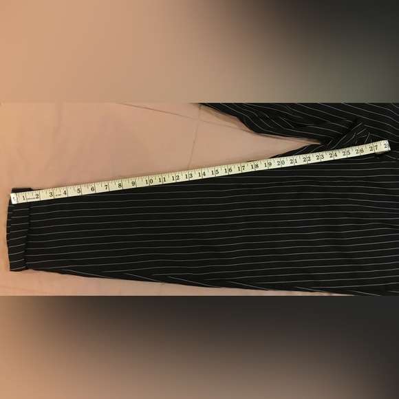 NWOT Indigo Rein Black & White Pinstripe Elastic Waist Casual Business Pant - 11 - Picture 7 of 9
